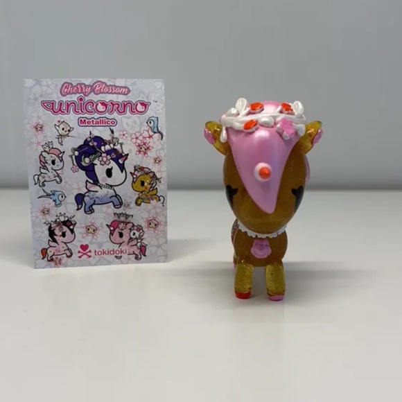 Tokidoki Cherry Blossom Unicorno Metallico Series | ICHIYO | Blind Box ToyFigure - Picture 4 of 4